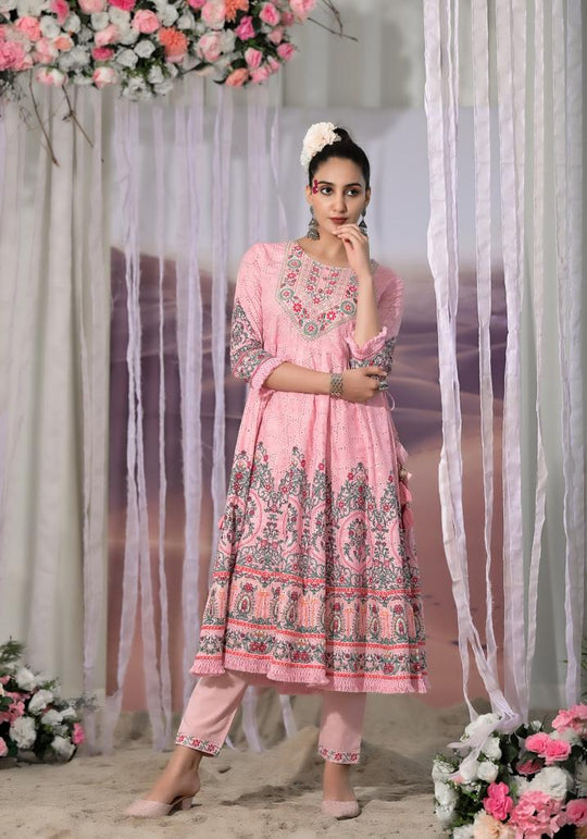 Super Elegant Kurti Dupatta Set - Schiefly with flora print.